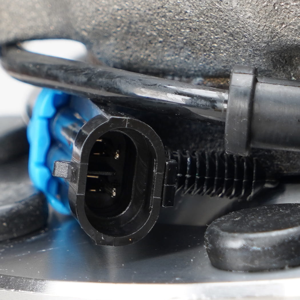 HanHub 515086 SUCE PREDNJA KOLE I BARIJSKI SASTAVLJANJE SA CHEVY AVALANCHE 2500 Silverado 1500 HD Klasično Silverado 2500 Silverado 2500 HD Klasični prigrad 2500 Sierra 1500 HD Klasični Sierra 2500 Sierra 2500 HD Yukon XL66 156 1500 1500 1500 1500 FW78626 FW7826