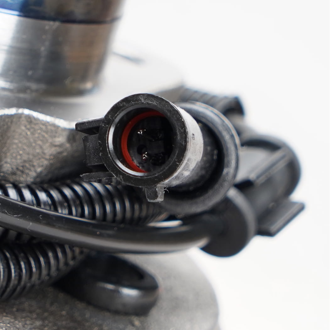 Hanhub 515078 Glavnica prednjih kotača i montaža ležaja kompatibilno s Explorer Explorer Sport Trac Mountaineer zamjenjuje HA590156 BR930741 7L241104AA 7L241104AB 7L24Z1104A 7L2Z1104A 5-LUG