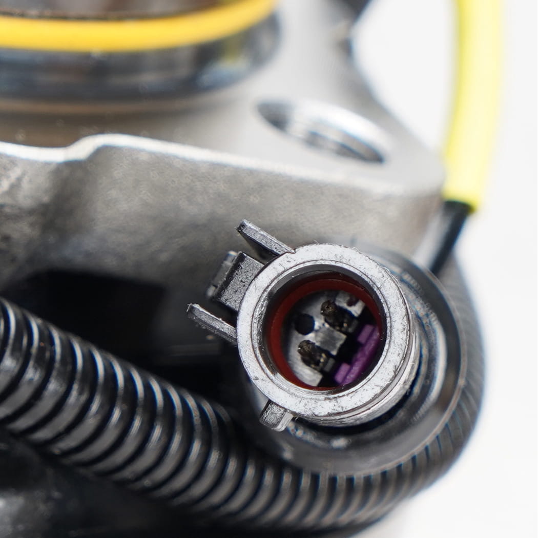 HanHub 515083 Glavnica prednjih kotača i montaža ležaja kompatibilni s F-450 Super Duty F-550 Super Duty zamjenjuje SP940202 BR930639 7C3Z1104E 6C3Z1104E 10-LUG